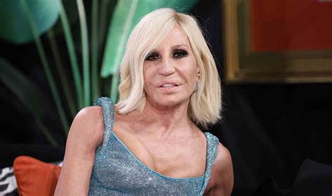 donatella versace sardegna